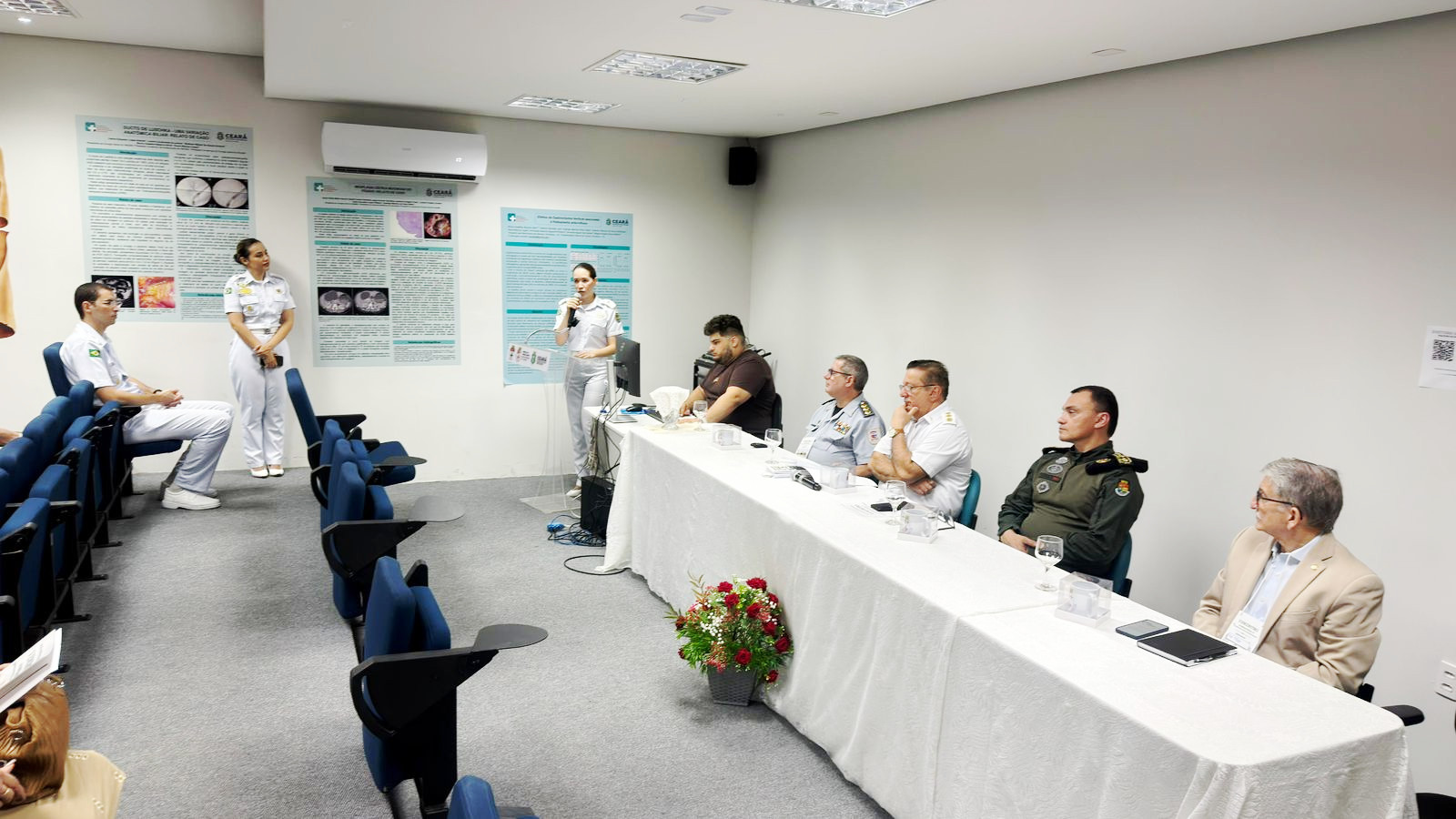Integração e troca de experiências marcam visita institucional ao Hospital da Polícia Militar do Ceará
